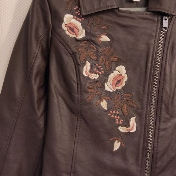 Women's faux leather Embroidery Jacket - Picture 3 of 5